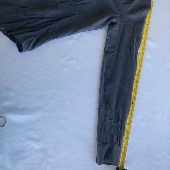 IPSE Gazebo Dark Gray Sheer Crinkled Long-sleeved Shirt - Women's Small - Picture 4 of 11